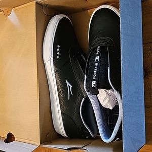 Mens Skate Lakai Shoes Manchester 4 Star Black Leather